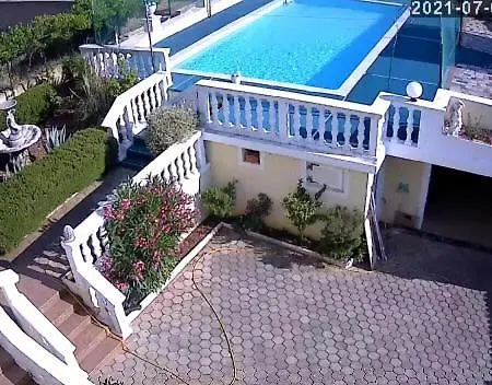 Villa Sunshine