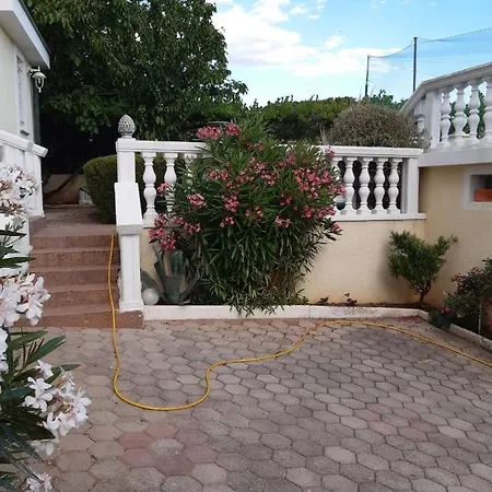 Villa Sunshine 아파트 *